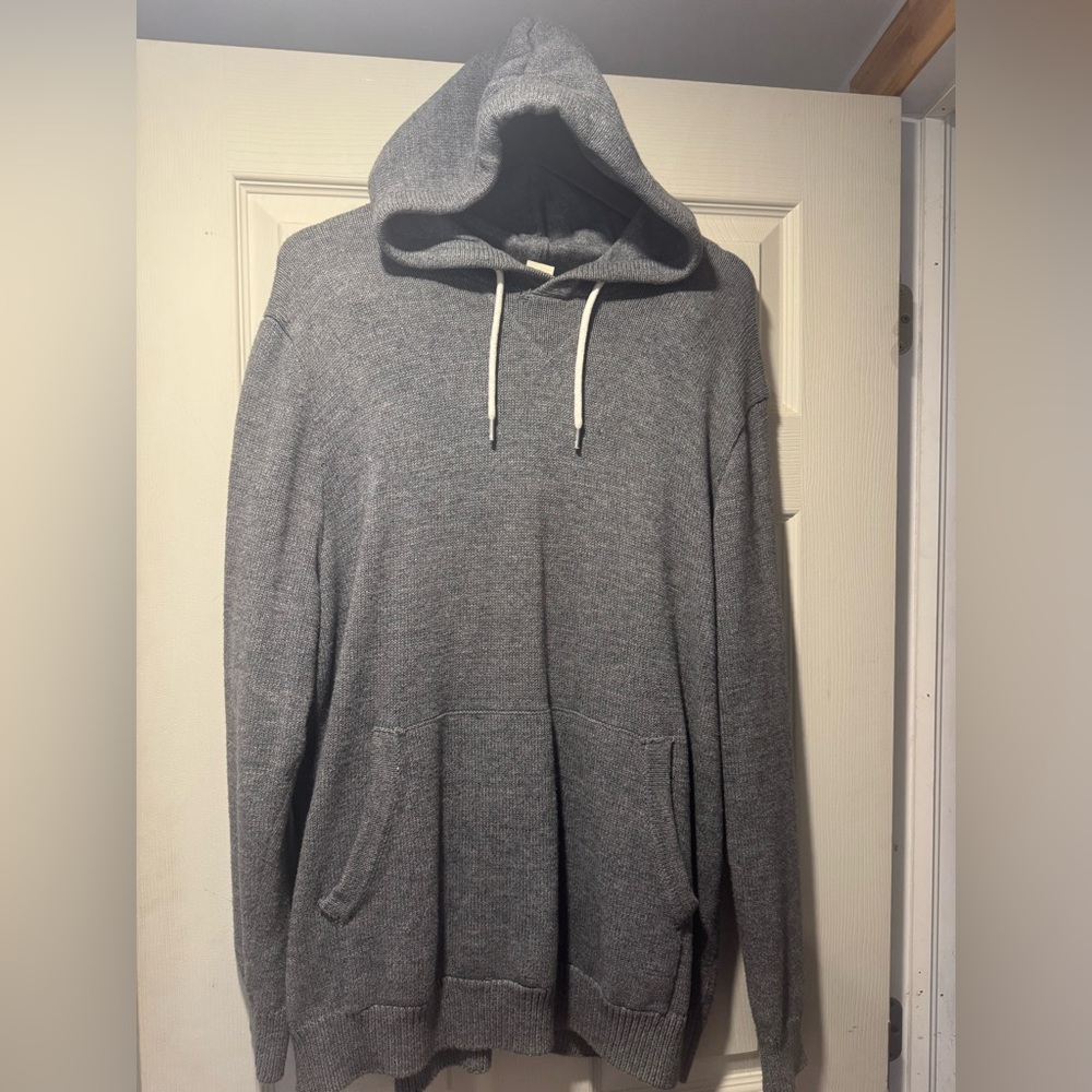 H&M Grey Hooded Sweatshirt with pockets
